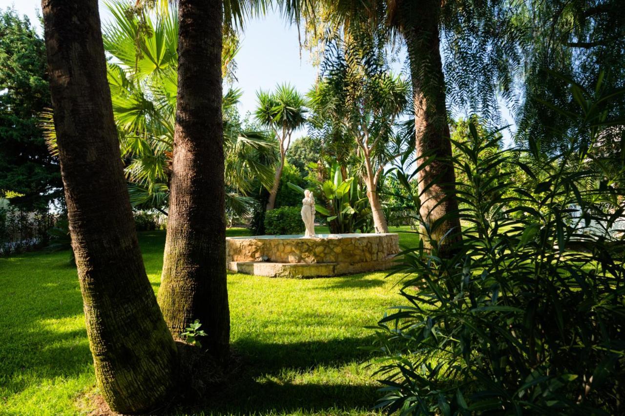 Vila Sicilian Oasi With Exotic Garden Santa Maria Del Focallo Exteriér fotografie